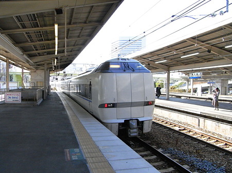 683系(新大阪駅)