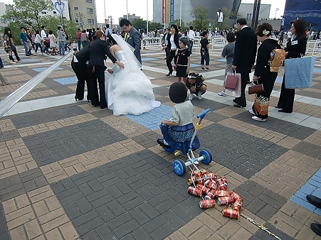 海遊館で結婚式 超バズーカ砲と三輪車で お祝ぃ 貝覧版のチラシ