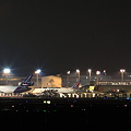 夜の成田空港 貨物ターミナル