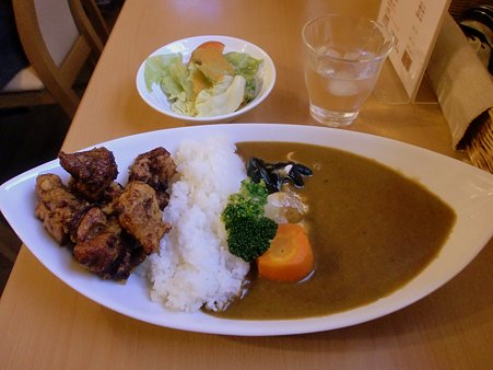 カリー＆バーグ ザンギカレー