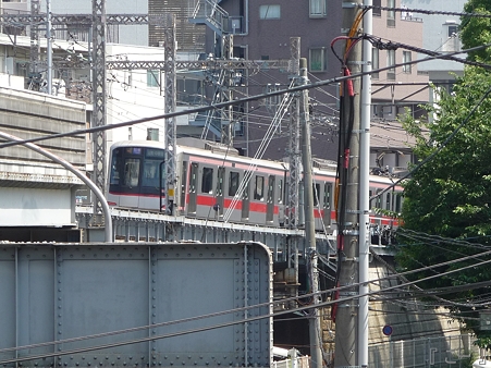 110622-東横廃線 東白楽→反町 (5)