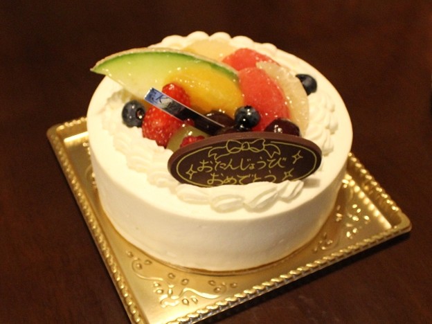 果山ホールケーキ