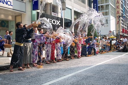 2010.08.01 銀座 ゆかたで銀ぶら 2010 打ち水