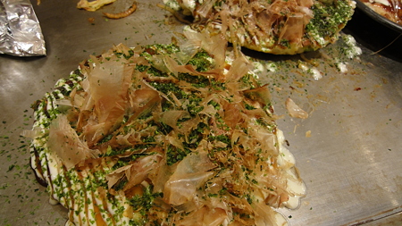 海鮮お好み焼きとチーズモチブタ やったっけ 北野田サンプラザのお好み焼き屋